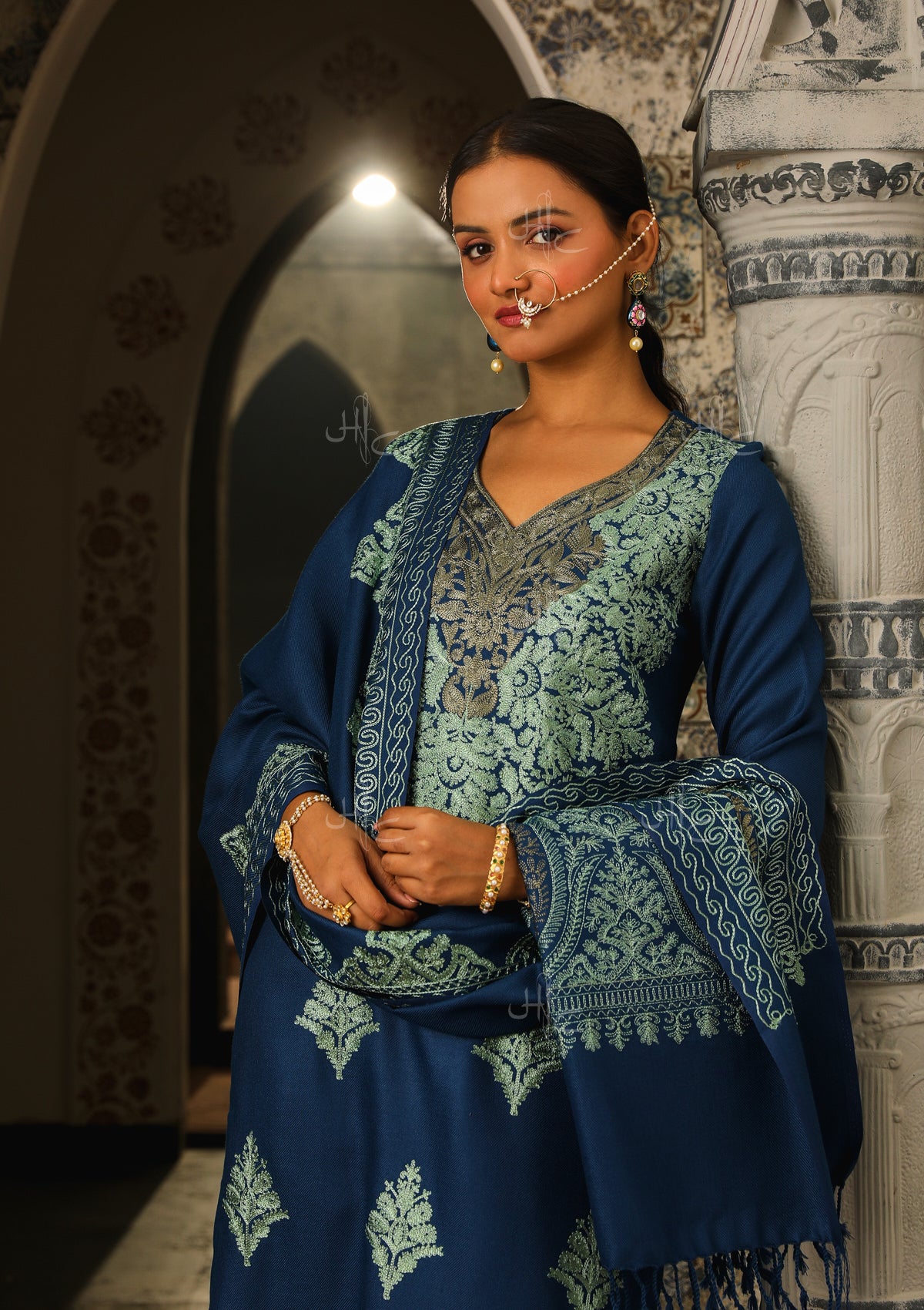 HOC Crafts Aari Woollen Straight Kurta Set with Dupatta-Blue
HOC Crafts Aari Woollen Straight Kurta Set with Dupatta-Blue