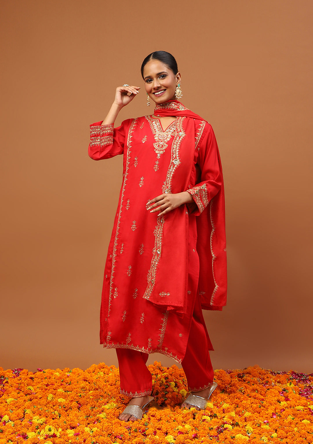 Order Red Chanderi Zardozi Embroidered Kurta Set for Women โ House