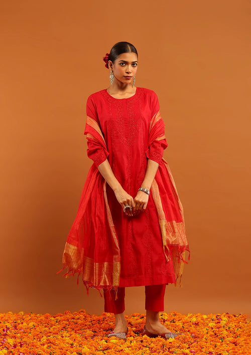 Bridesmaid Captions - Bridesmaid Quotes for Instagram | House of Chikankari Bridesmaid Captions - Bridesmaid Quotes for Instagram | House of Chikankari