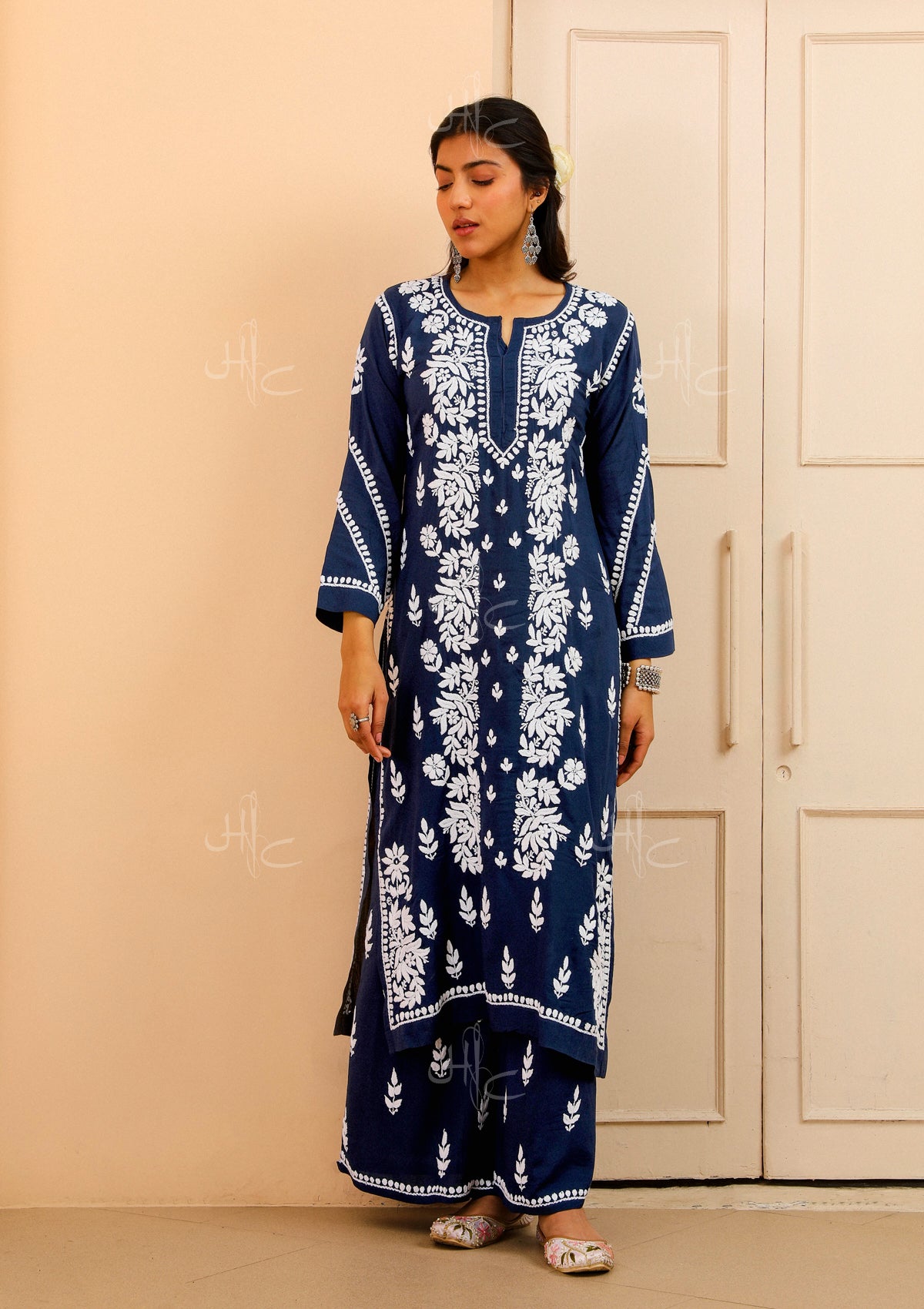 Buy Blue Cotton Slub Daily Wear Chikankari Kurti Online From Wholesale  Salwar.