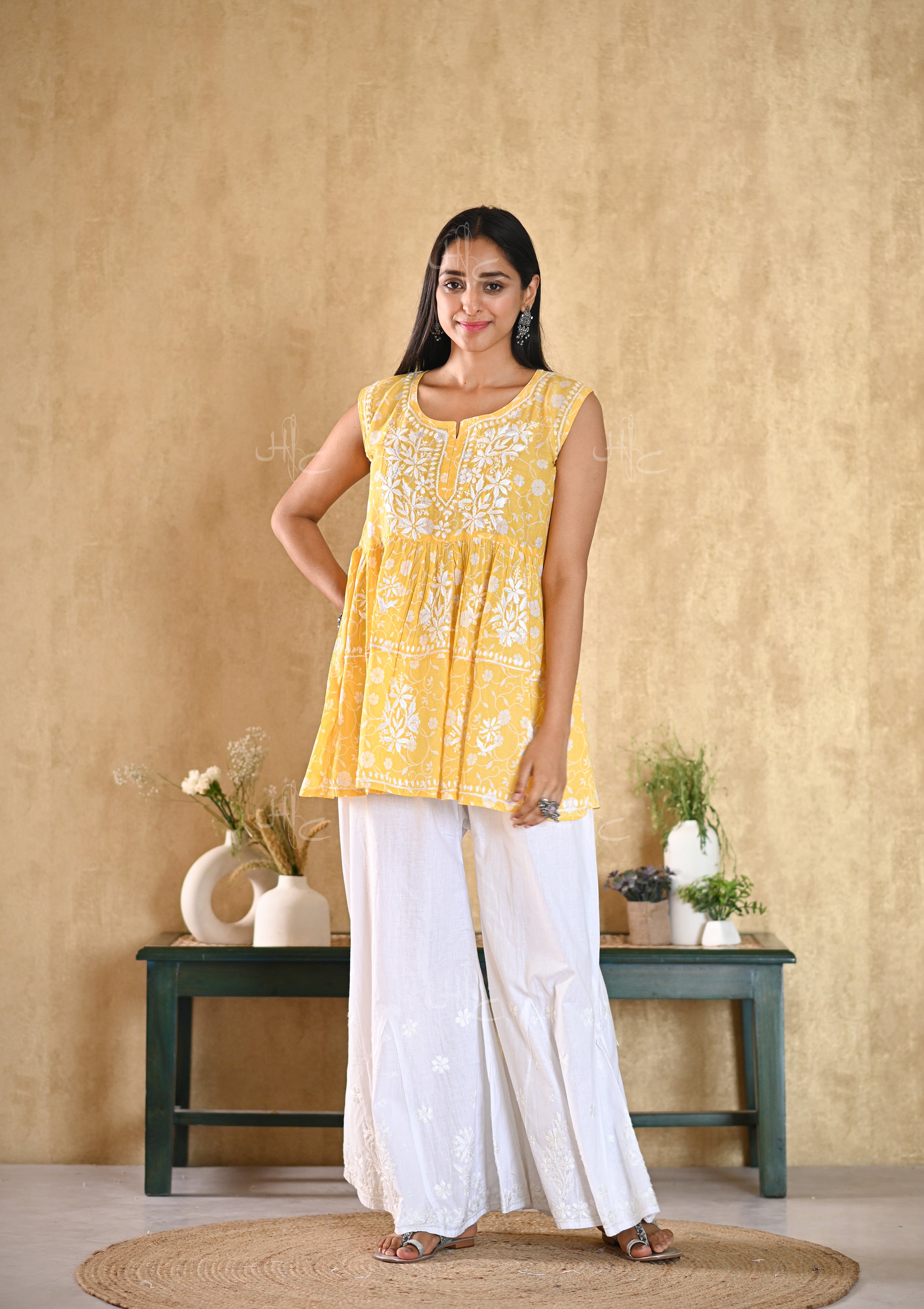 Buy Sleeveless Kurti, Kurta Women, Navy Blue & White Printed Kurti for  Women, Gift for Her Machine-wash, Indian Dress, Plus Size Kurta 3XL Online  in India - Etsy